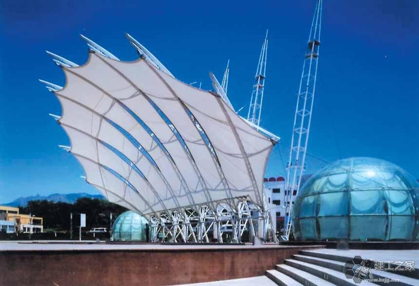 开原车棚膜结构网架